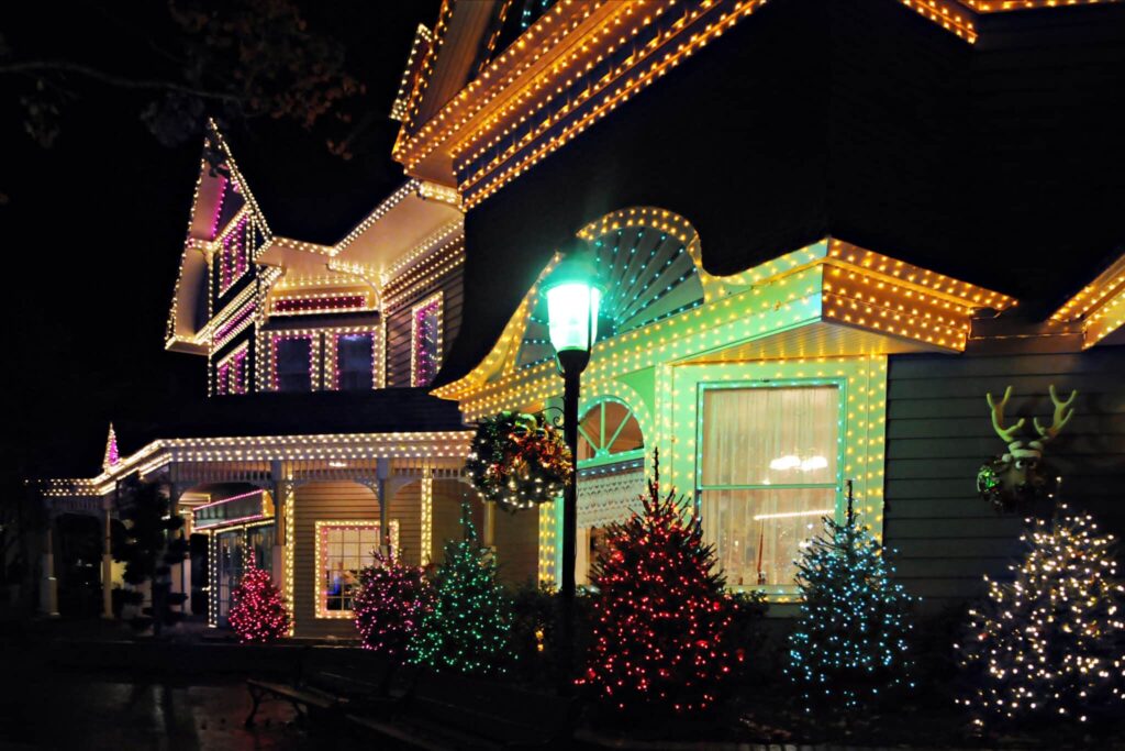 holiday light installation Orono MN