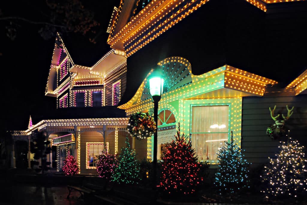 holiday light installation Mound MN